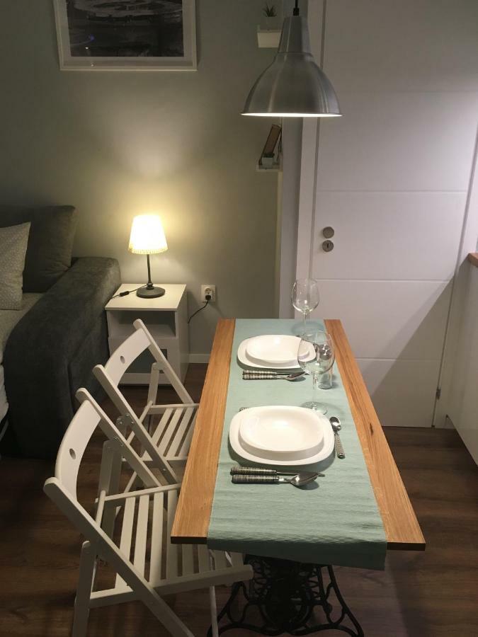 B&B Apartman Егер Екстериор снимка