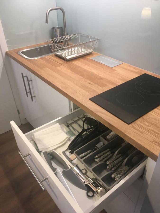 B&B Apartman Егер Екстериор снимка